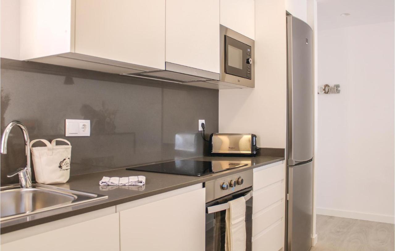 Stunning Apartment In Tossa De Mar With Kitchen Exteriör bild